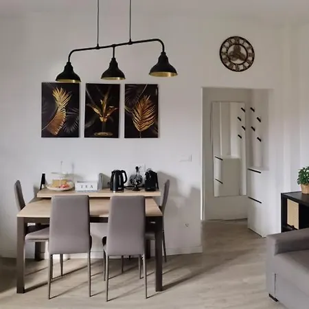 Apartment House